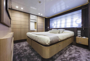 Ferretti Yachts 960 for sale in India
