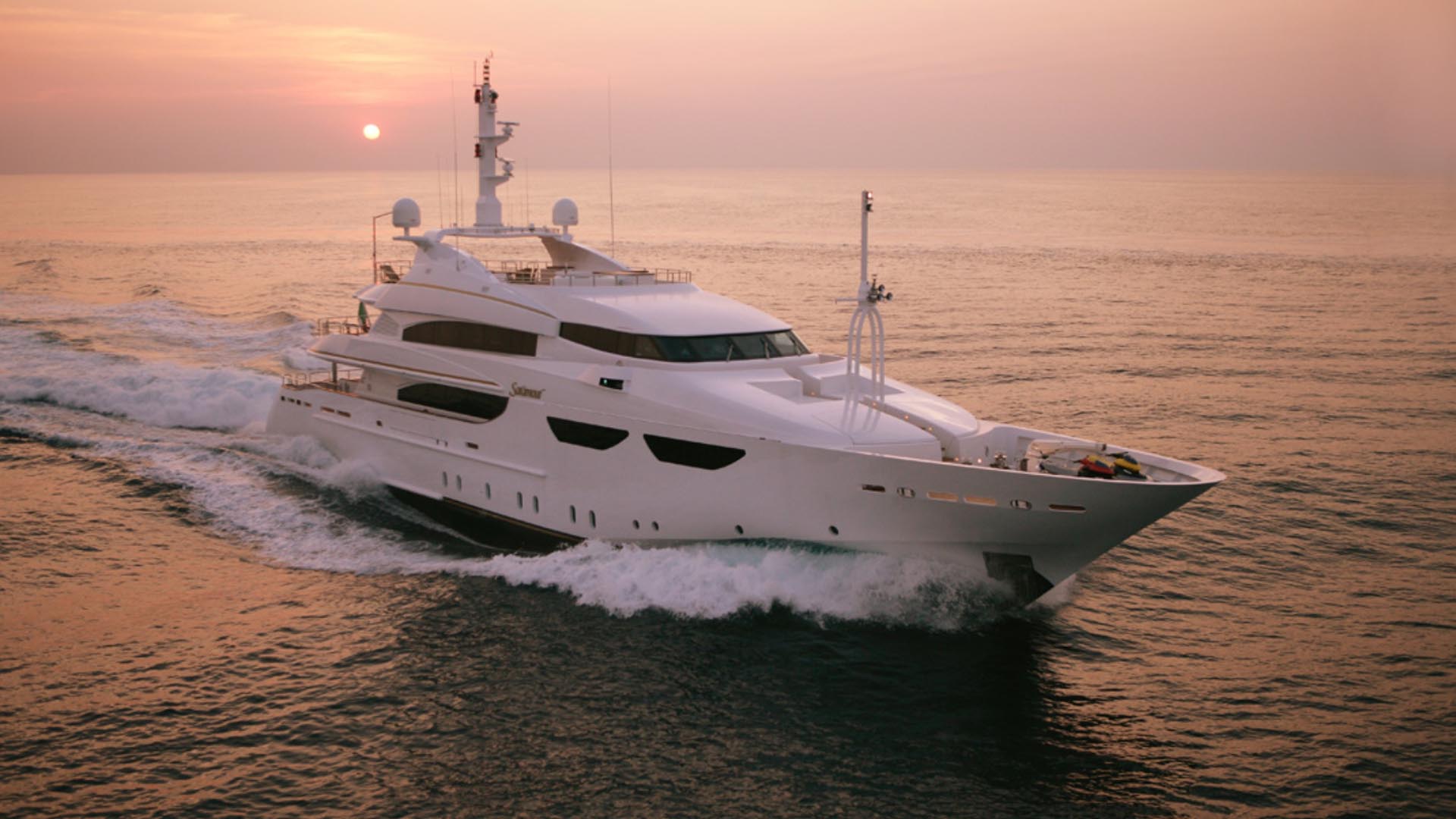 buy yacht in mumbai