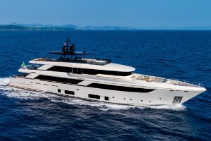 Custom Line Navetta 42' motor yacht for sale in India