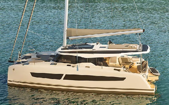 Catamaran New 41 at Gateway in Mumbai