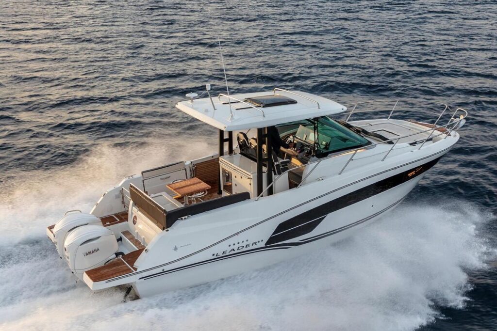 Leader 10.5 WA Motor Yacht For Sale In India