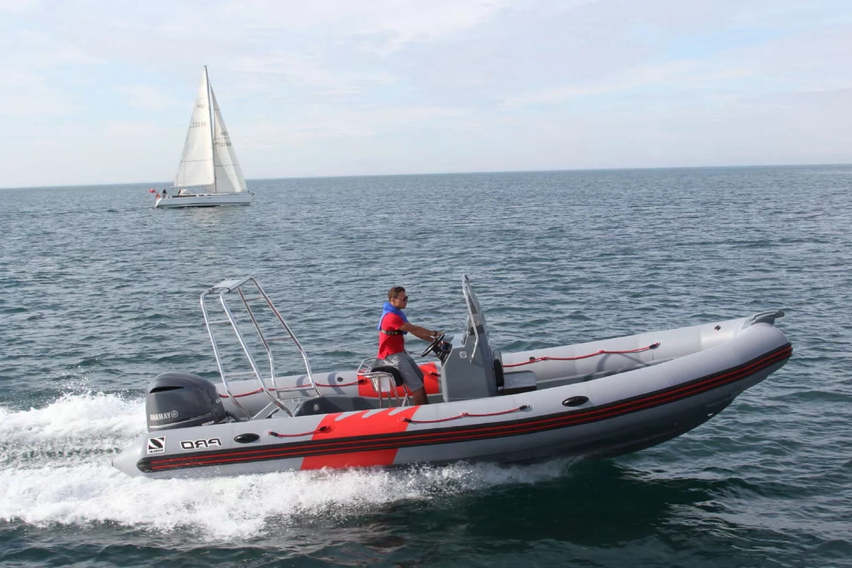 Zodiac-Pro-750 Boat For Sale In India
