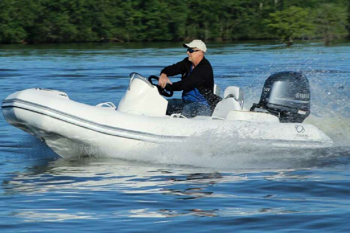 Zodiac Yachtline 400 Boat For Sale In India