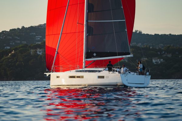 Birth of a Jeanneau Sun Odyssey 415 2