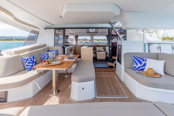 Catamaran FP44 Interior