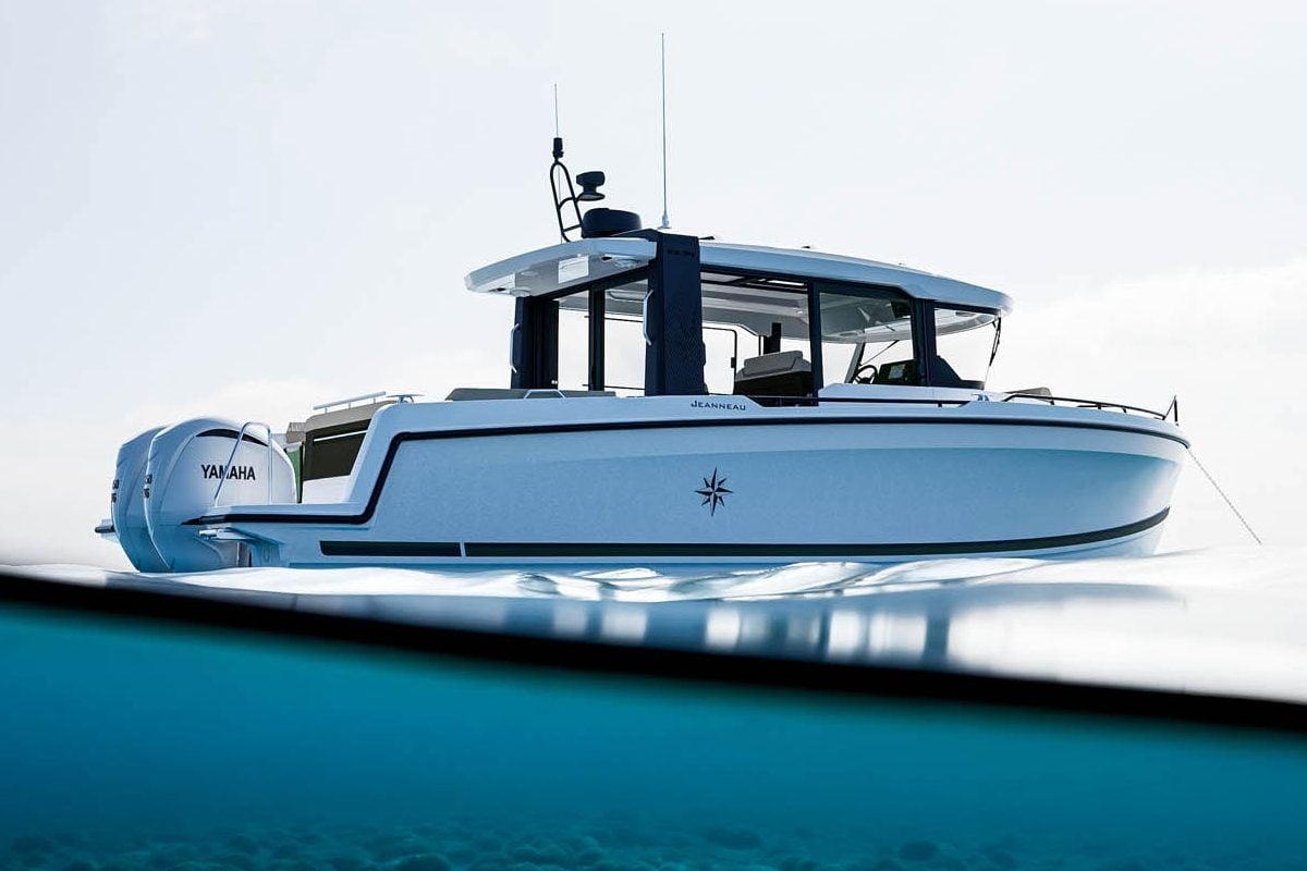 Jeanneau EX34 Cabin Boat For Sale In India Featured Image