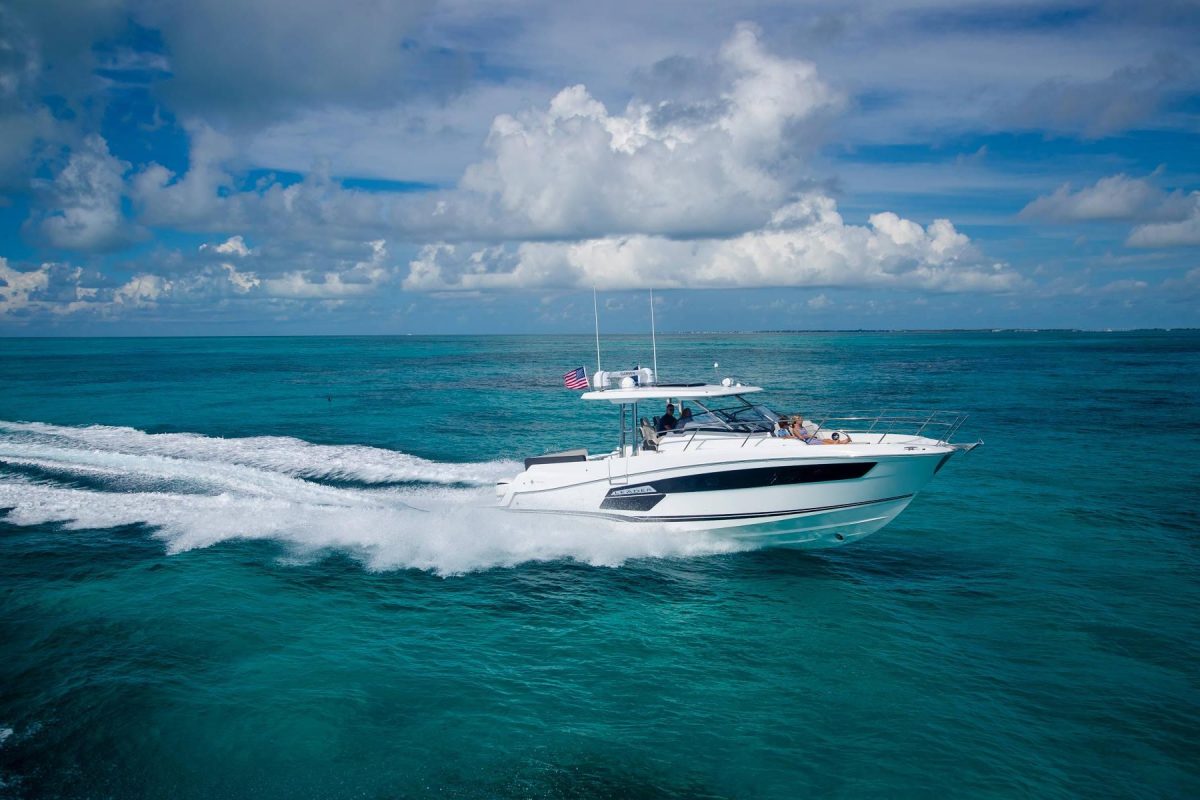 Jeanneau Leader 12.5 WA Boat For Sale In India Featured Image