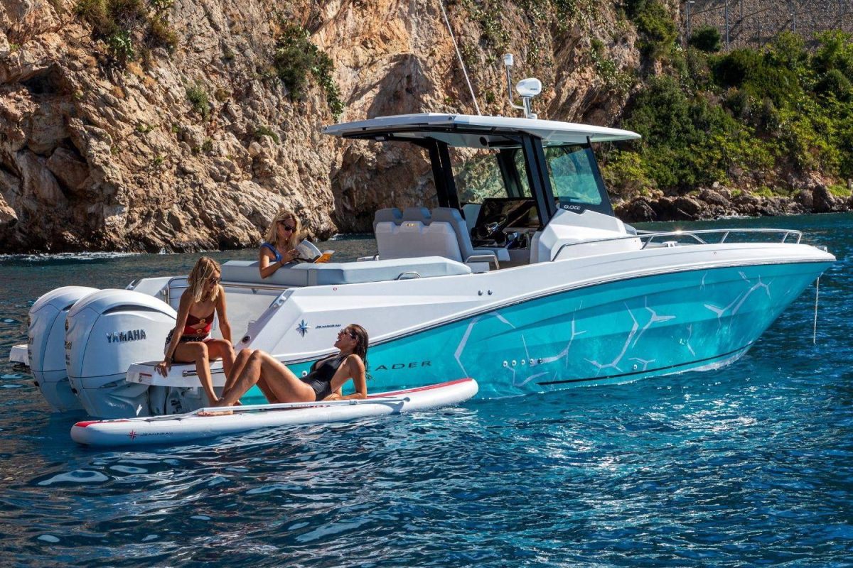 Jeanneau Leader 9.0 CC Series 2 Boat For Sale In India Featured Image