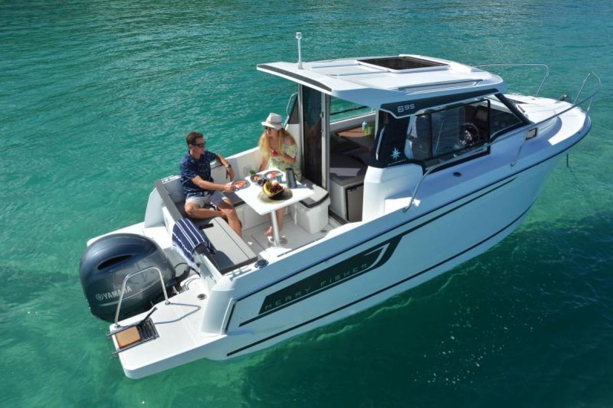 Jeanneau MERRY FISHER 695 SERIE2 Motor Yacht For Sale In India