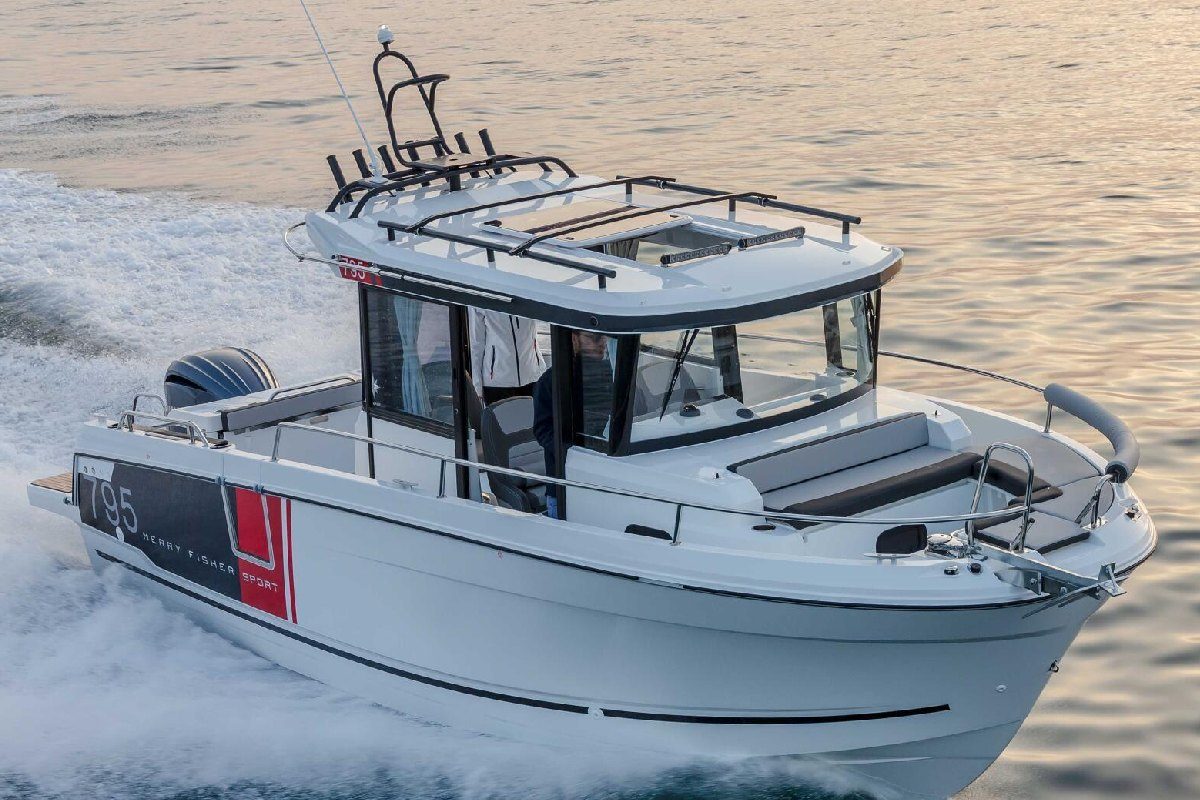 Jeanneau MERRY FISHER 795 SPORT SERIE2 Motor Yacht For Sale In India