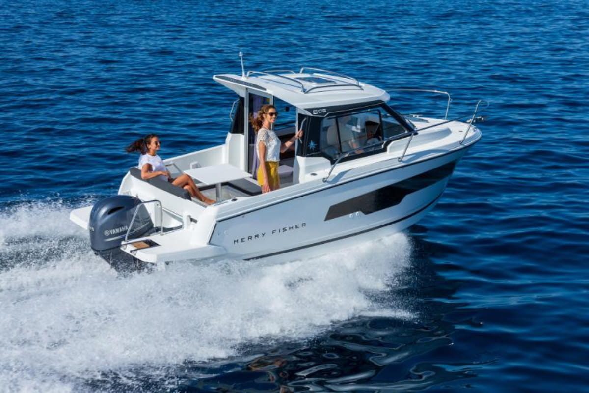 Jeanneau-Merry-Fisher-605-Yacht-For-Sale-In-India-Featured-Image (1)