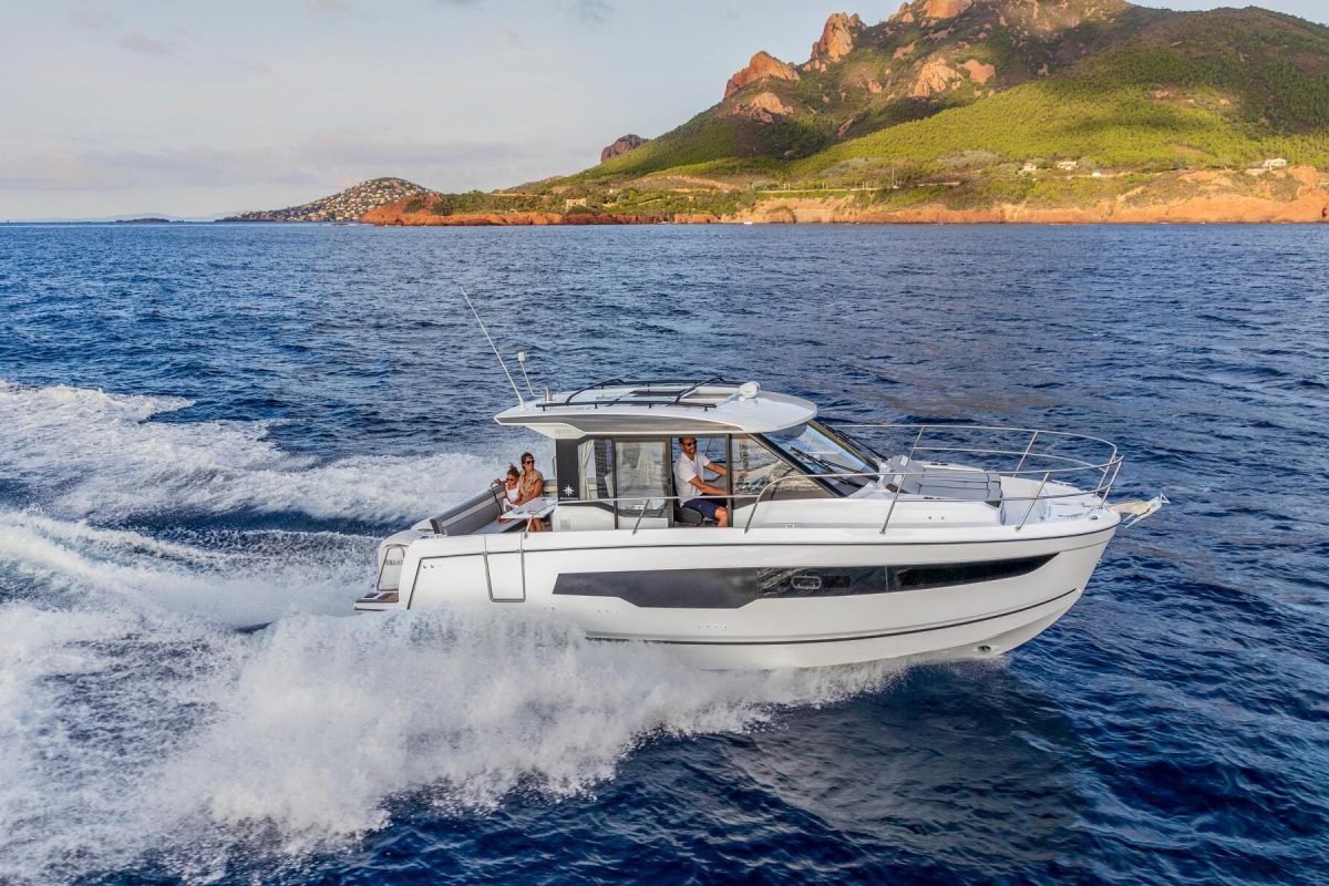 Jeanneau-Merry-Fisher-895-Yacht-For-Sale-In-India Featured Image