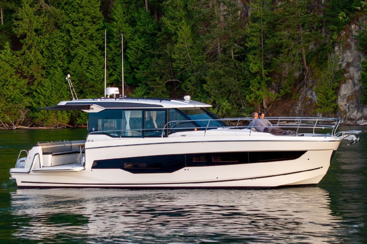 Jeanneau Weekender NC 1295 Coupe Boat For Sale In India Featured Image