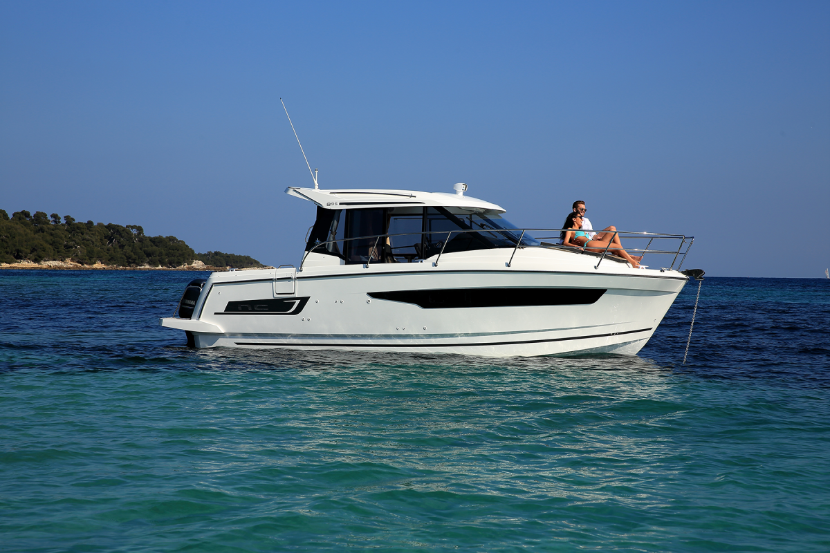 Jeanneau Weekender NC 895 Boat For Sale In India Featured Image