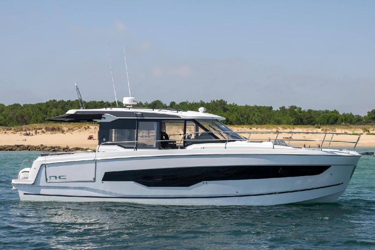 NC 1295 Coupe Motor Yacht For Sale In India