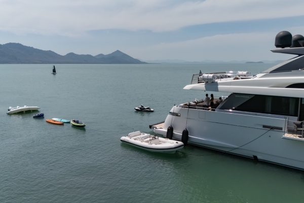 Octave Motor Yacht for Charter 17
