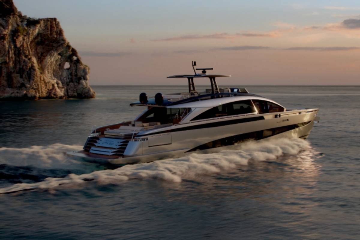 Pershing GTX90 Yacht For Sale In India