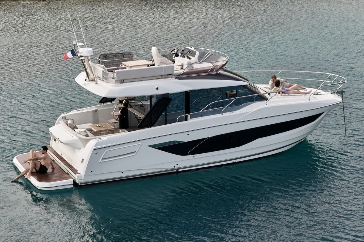 Prestige F4.3 Yacht For Sale In India Featured Image (2) (1)