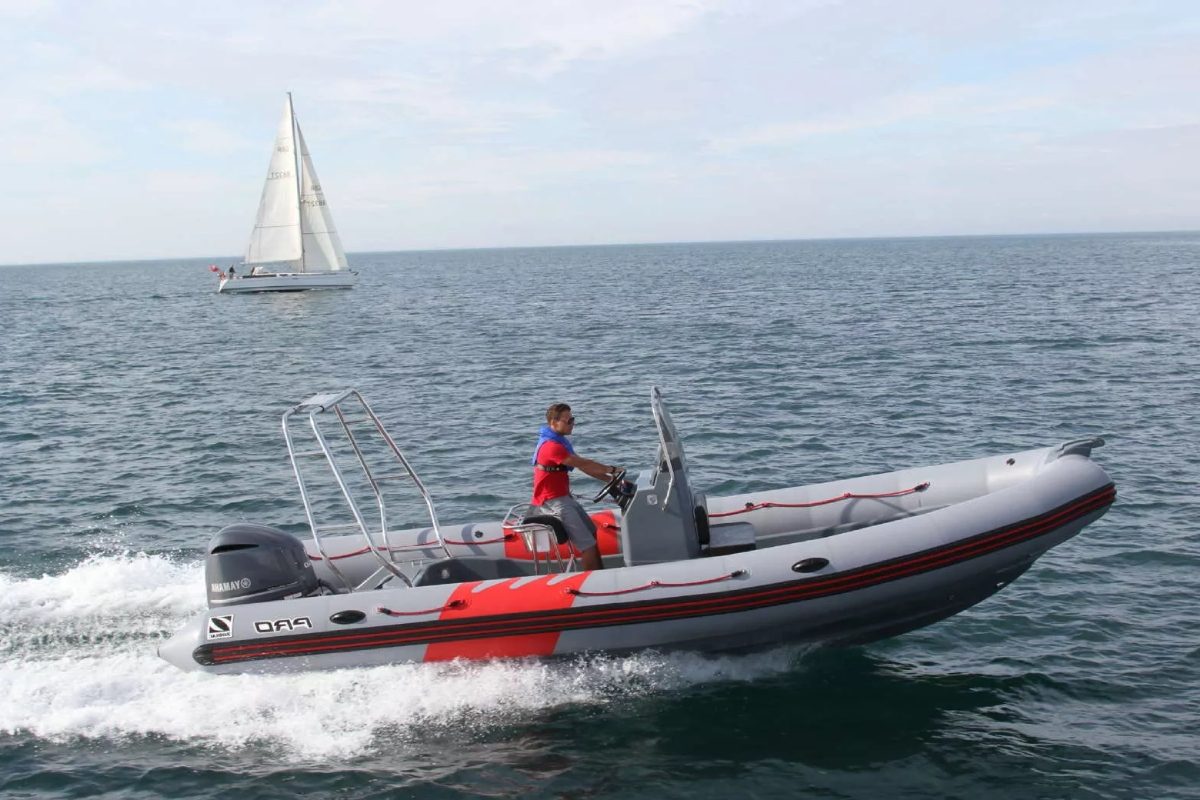 Zodiac-Pro-750 Boat For Sale In India