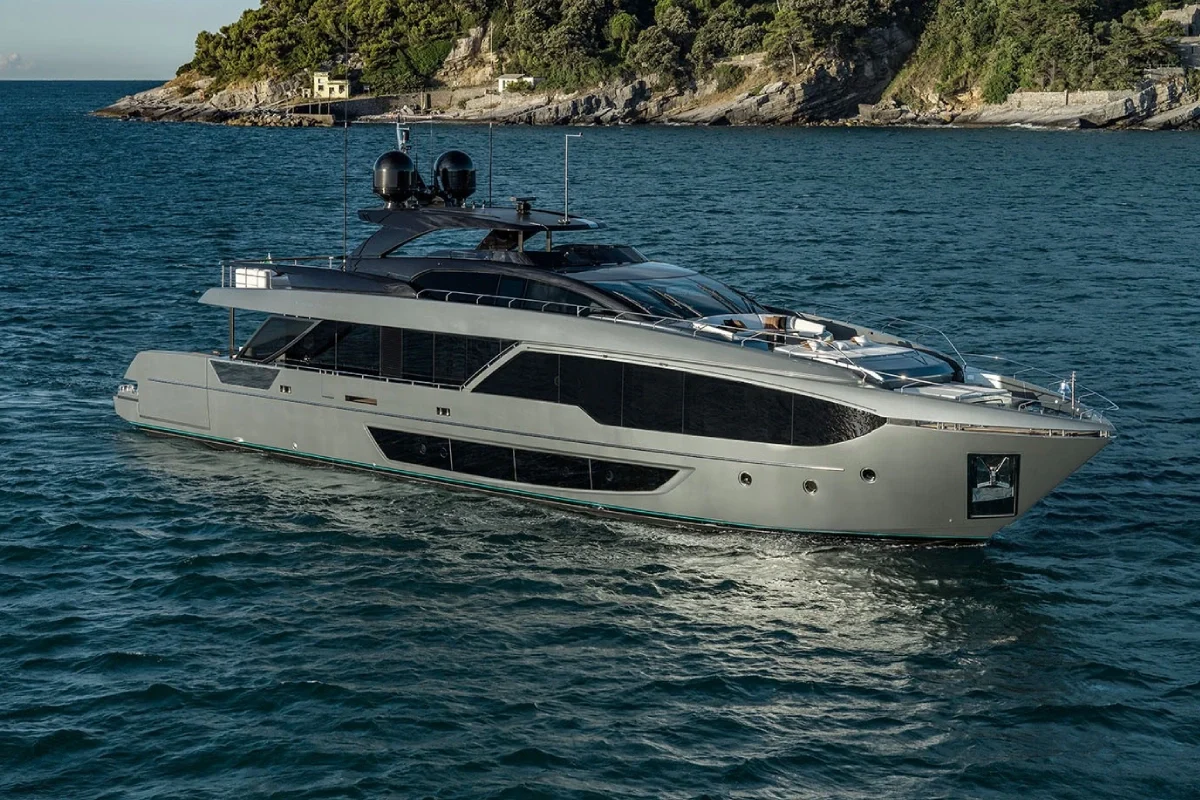 Riva 112' Dolcevita Super New Motor Yacht For Sale In India