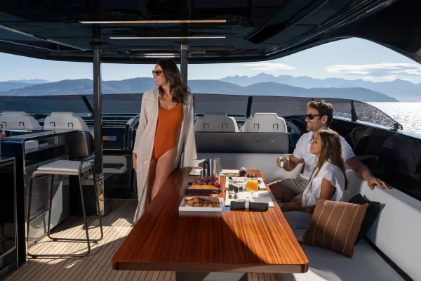Riva 112’ Dolcevita Super New Lyfestyle