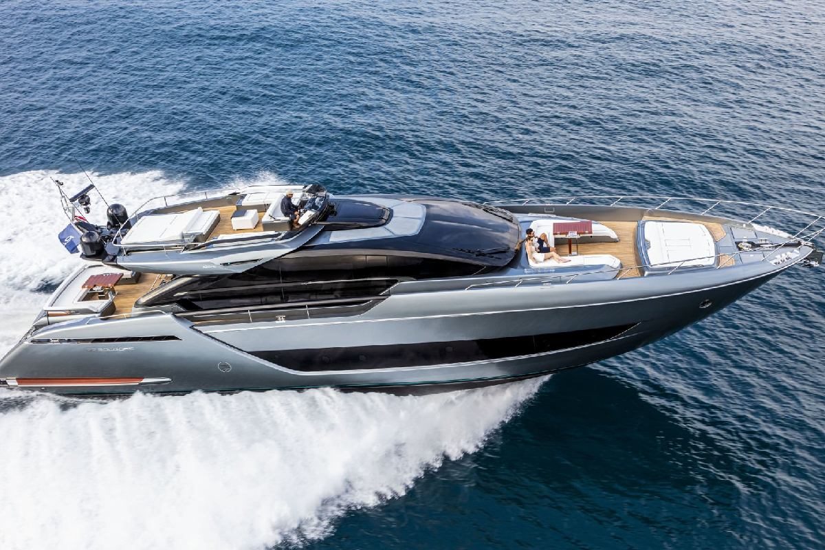 Riva 88' Folgore Motor Yacht For Sale In India