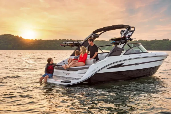 Sea Ray SDX 230 Surf 2