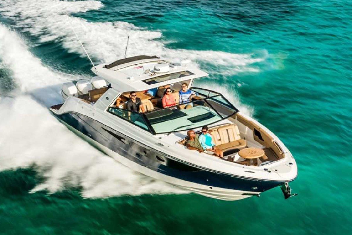 Sea Ray SLX 400 OB Sport Boats For Sale In India