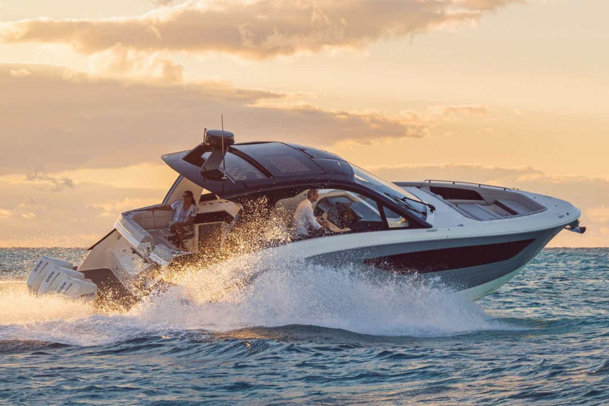 Searay-Sundancer-370-OUTBOARD-Boat-For-Sale-In-India Featured Image (1) (1)