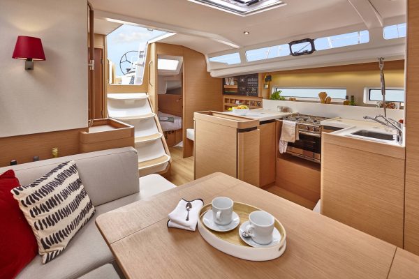 Sun Odyssey 440 Interior