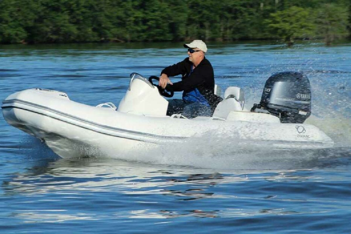 Zodiac Yachtline 400 Boat For Sale In India