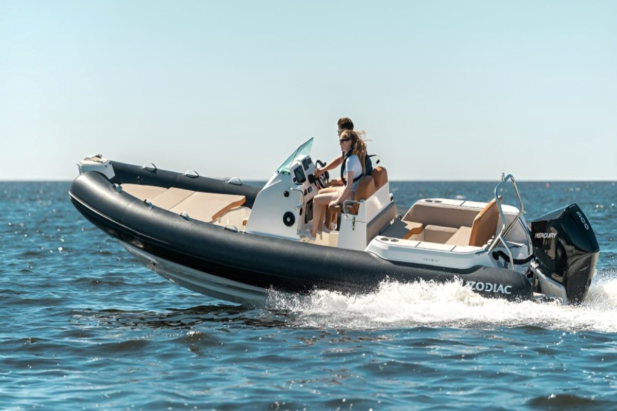 Zodiac-Nautic-Medline-7.5-Boat-For-Sale-In-India-Featured-Image 5
