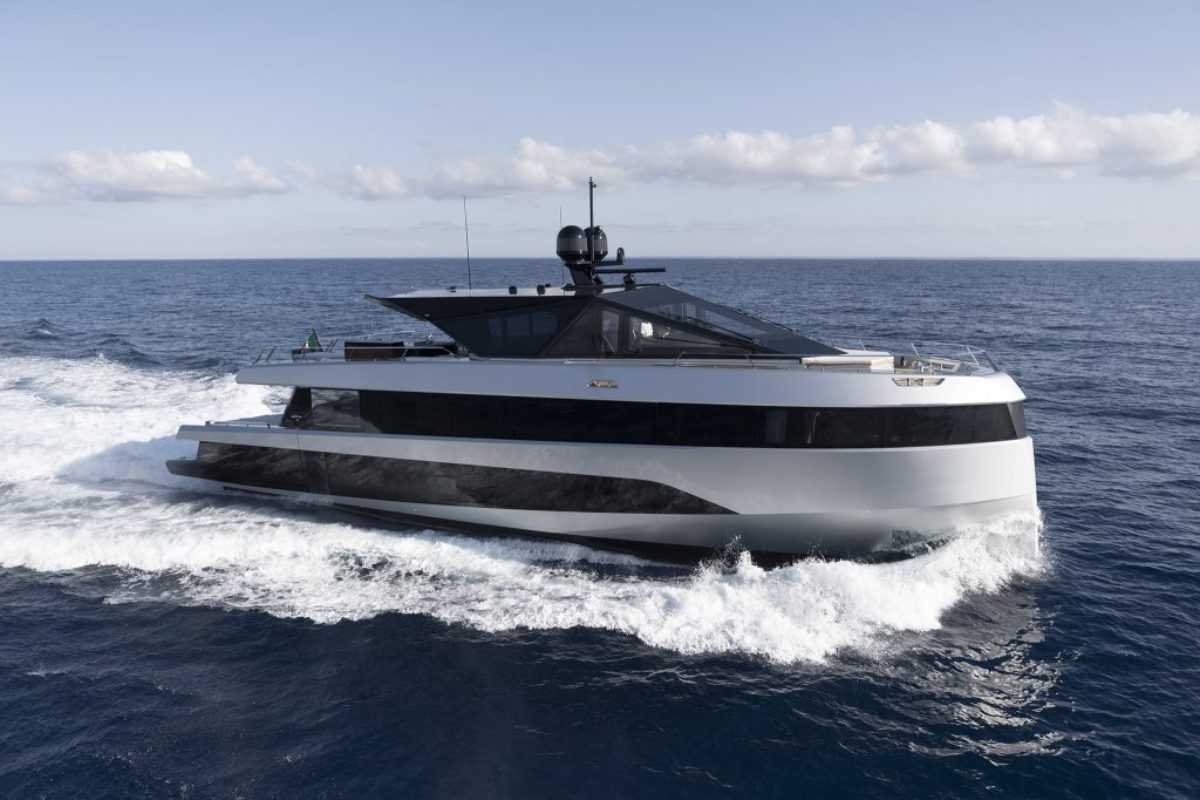 wallywhy200 Yacht For Sale In India Featured Image (1)